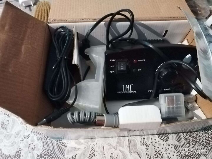 Аппарат для маникюра и педикюра