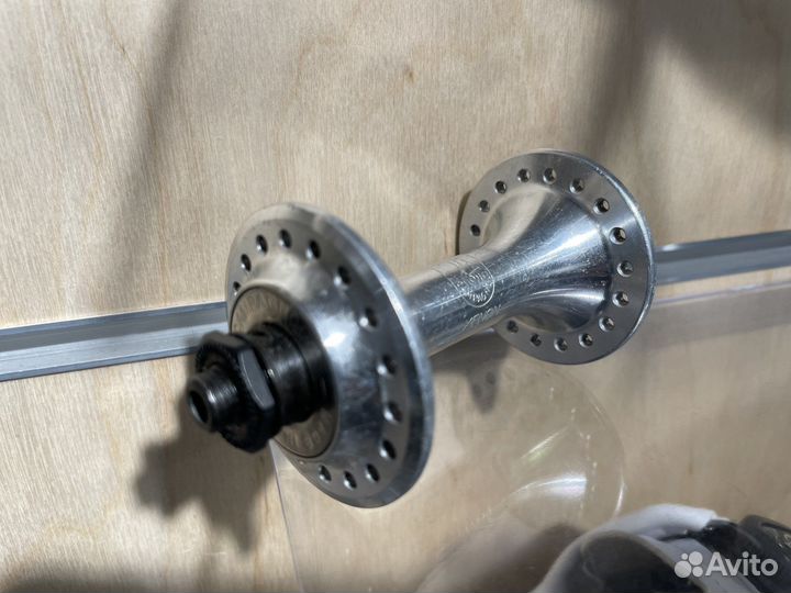 Передняя втулка Campagnolo Xenon 36 отв