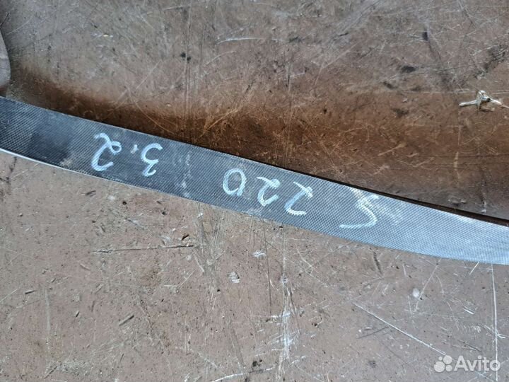 Ремень двигателя на Mercedes W220