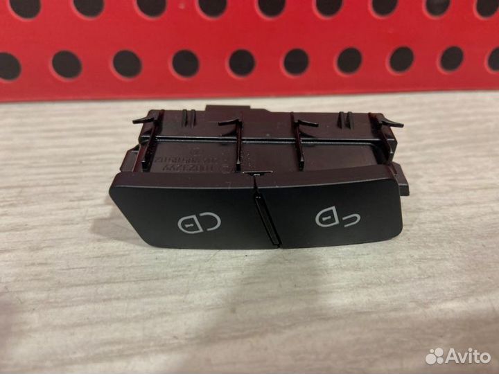 Кнопка центрального замка Mercedes-Benz Gle W166