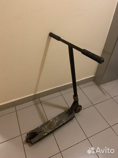 Трюковой самокат