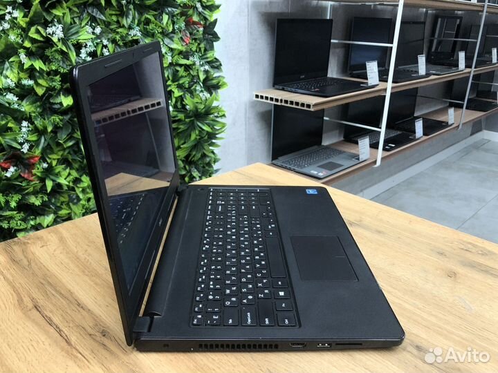 15.6 Dell/Intel N3060/4Gb/SSD240