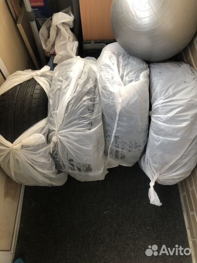 Nokian Tyres Hakka Black 235/55 R17