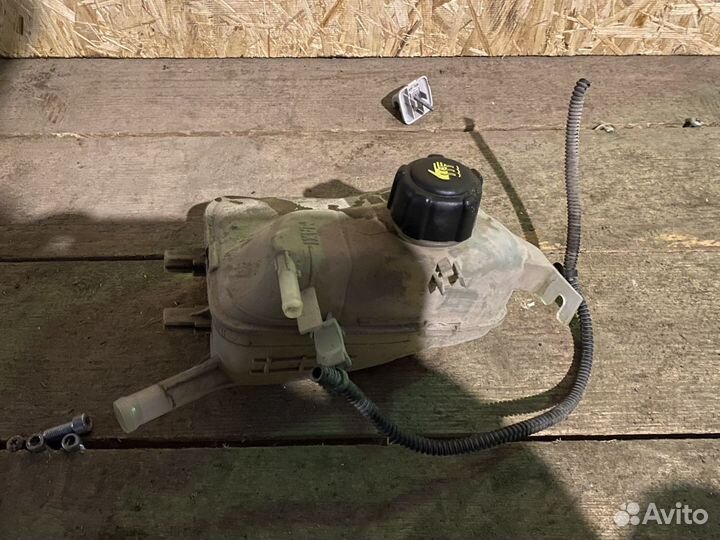 Расширительный бачок renault megane 3