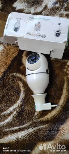 WiFi камера -лампочка