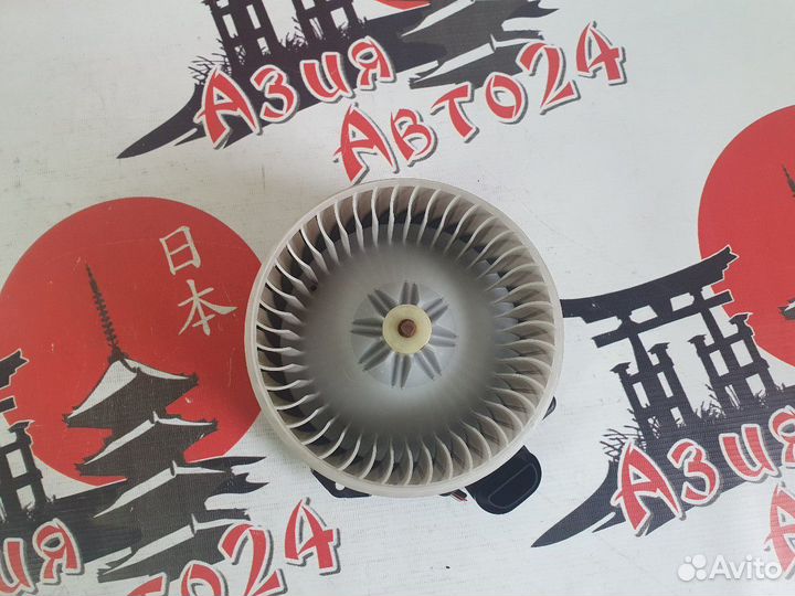 Вентилятор печки Toyota Porte NCP141 1NZ-FE 2013