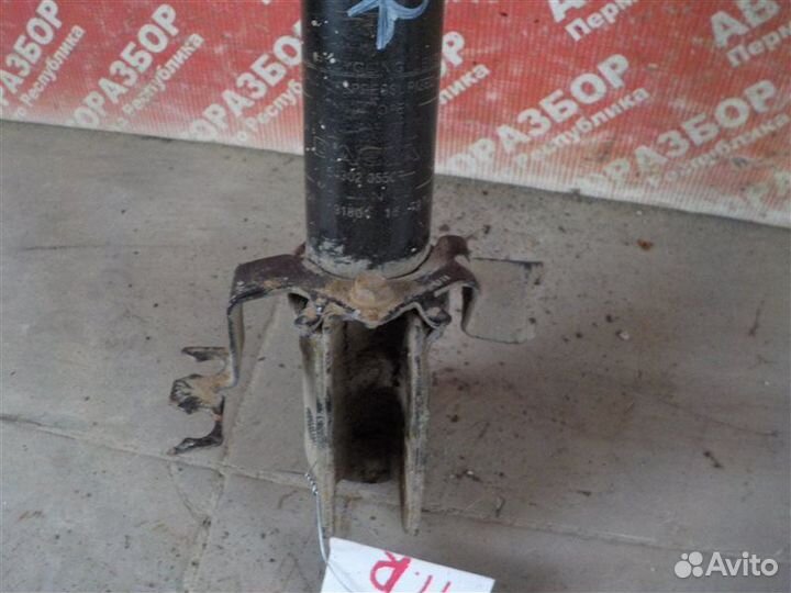 Стойка подвески передняя правая LADA X-Ray 21129