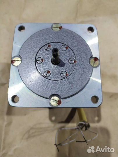 Электродвигатель постоянного тока 4ар-2А