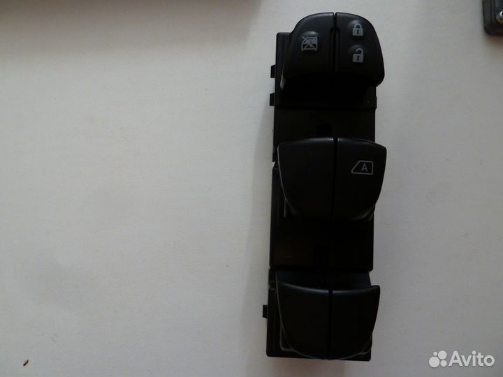 Стелоподьемник nissan juke note leaf