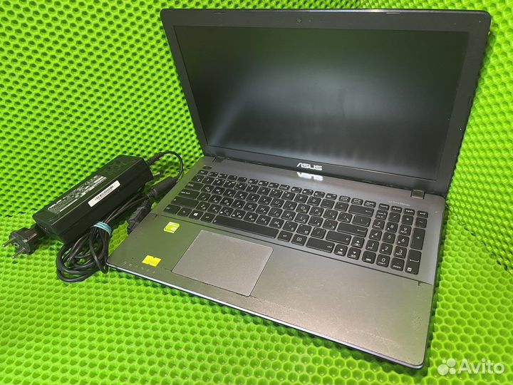 Ноутбук Asus x550c