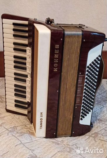 Аккордеон hohner tango 2M
