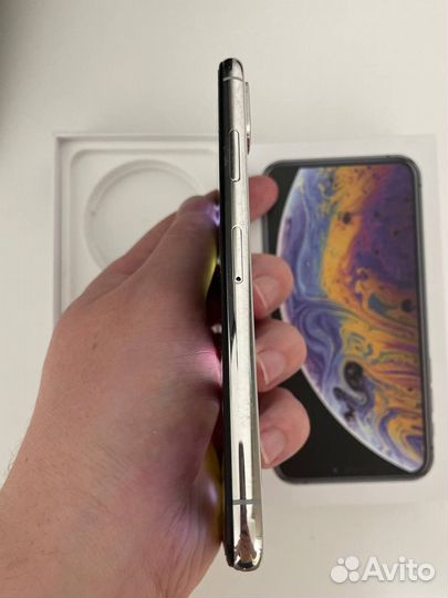 iPhone Xs, 64 ГБ