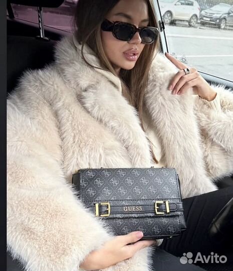 Сумка новая оригинал Guess(разные цвета)