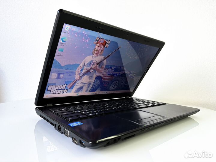 Быстрый ноутбук Asus 4ядра Core i7/8gb/SSD+HDD
