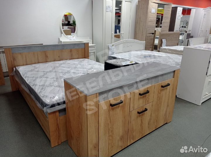 Кровать двуспальная