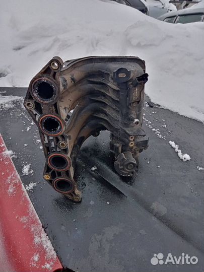 Коллектор впускной Peugeot 206 1.4 i KFW
