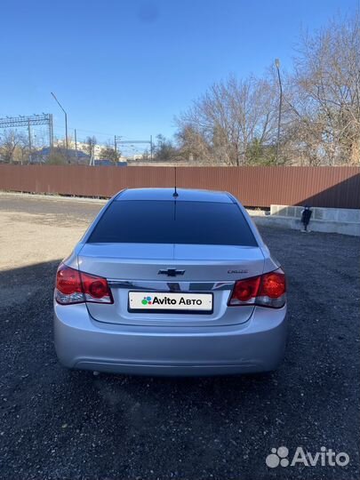 Chevrolet Cruze 1.8 AT, 2011, 250 000 км