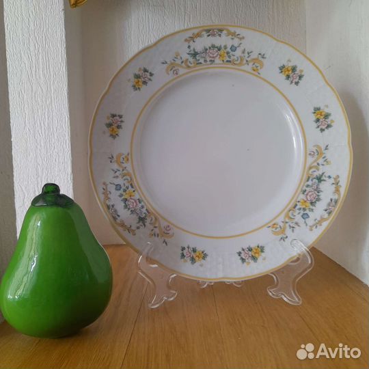 Элегантные обеденные тарелки от Тун.Чехия