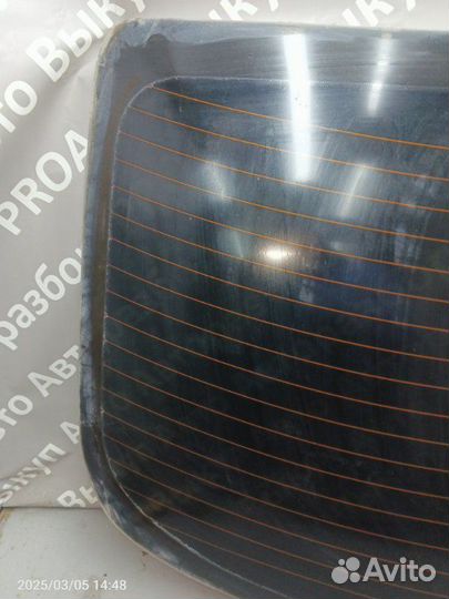 Стекло заднее Renault Megane K4M 2008