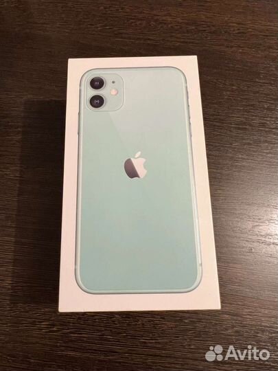 Телефон iPhone 11