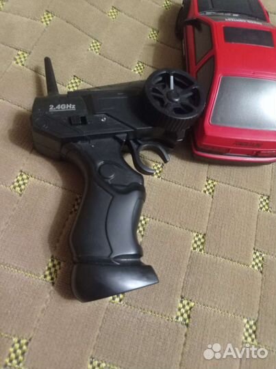 Радиоуправляемая машина для дрифта