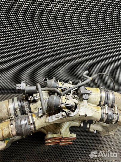 Впускной коллектор Opel Vectra B X25XE