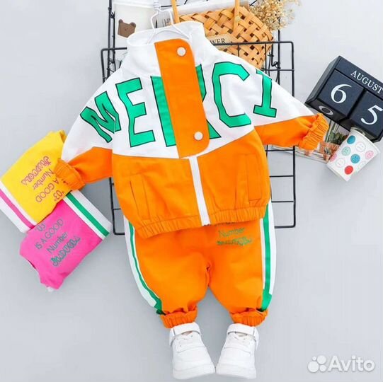 Детский модный костюм 4-5 лет