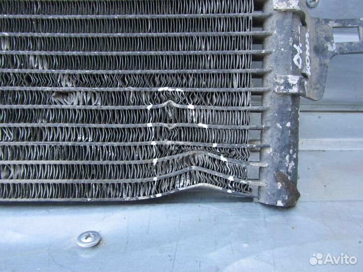 Радиатор кондиционера Renault Laguna 2 01-08г