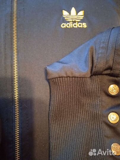 Кофта спортивная Adidas размер 44-46