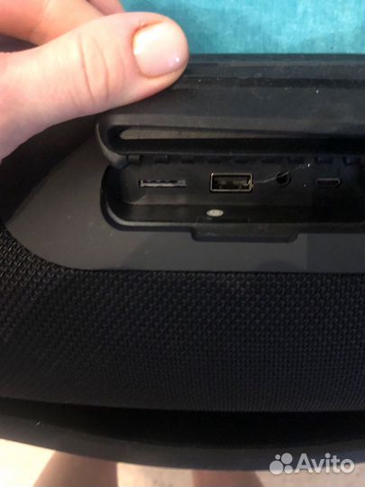 Колонка JBL booms box