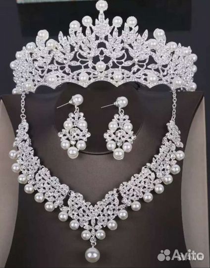 Комплекты украшений, бижутерия в аренду