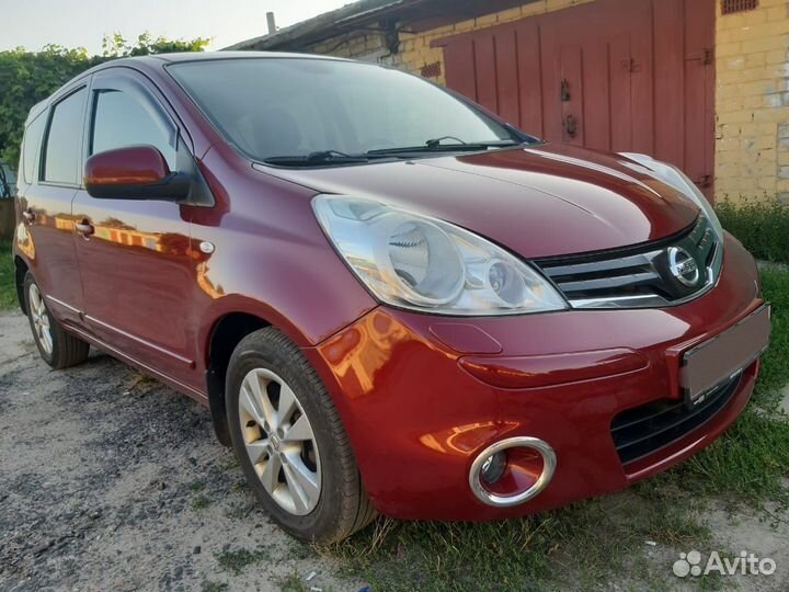 Nissan Note 1.6 AT, 2012, 190 000 км