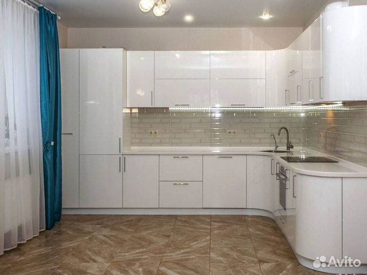 Современный кухонный гарнитур под ключ