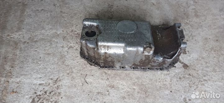 Поддон двигателя гольф 4 1.4