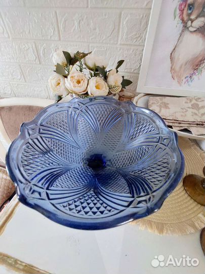 Ваза для фруктов на ножке цветное стекло СССР