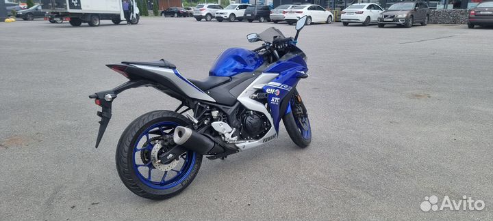 Yamaha R3