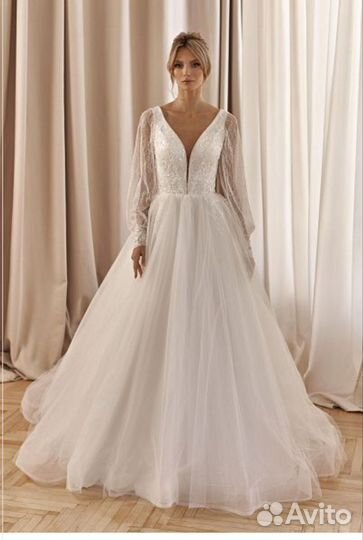 Свадебное платье 44