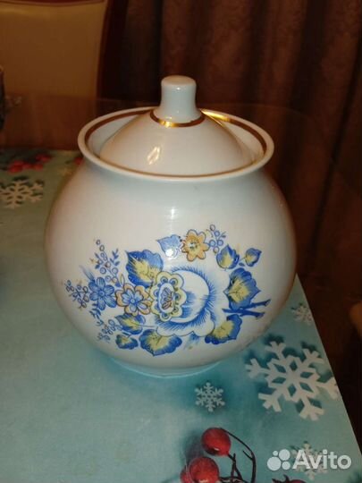 Молочник кобальт