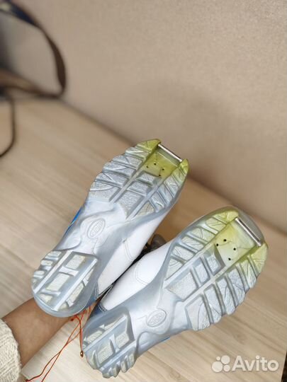 Лыжные ботинки доставка в удобное для всех место