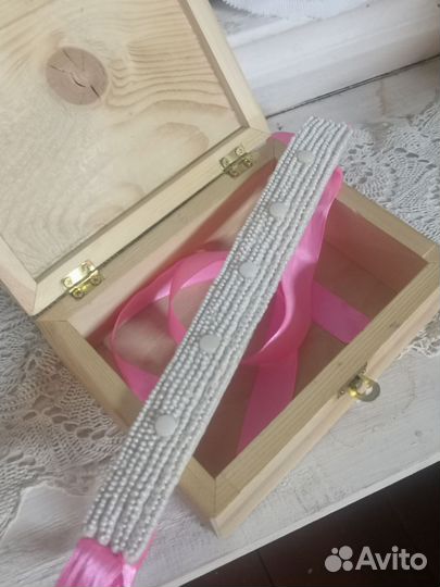 Украшение на шею