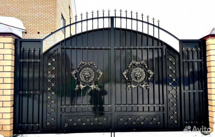 Кованые ворота