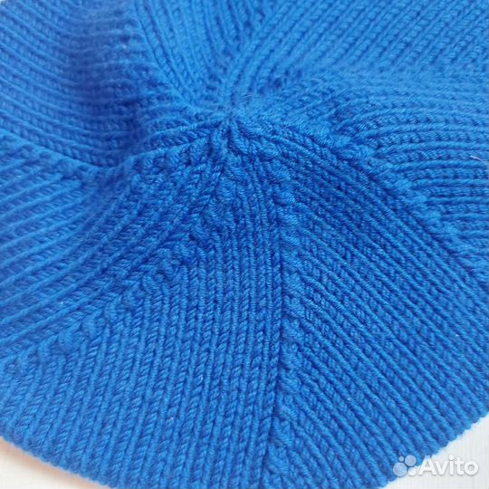 Берет женский из мериноса