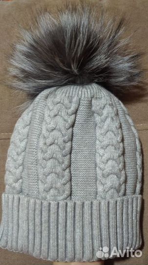 Шапки с помпоном на кнопке разные варианты. Новые