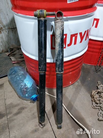 Амортизаторы задние mitsubishi L200