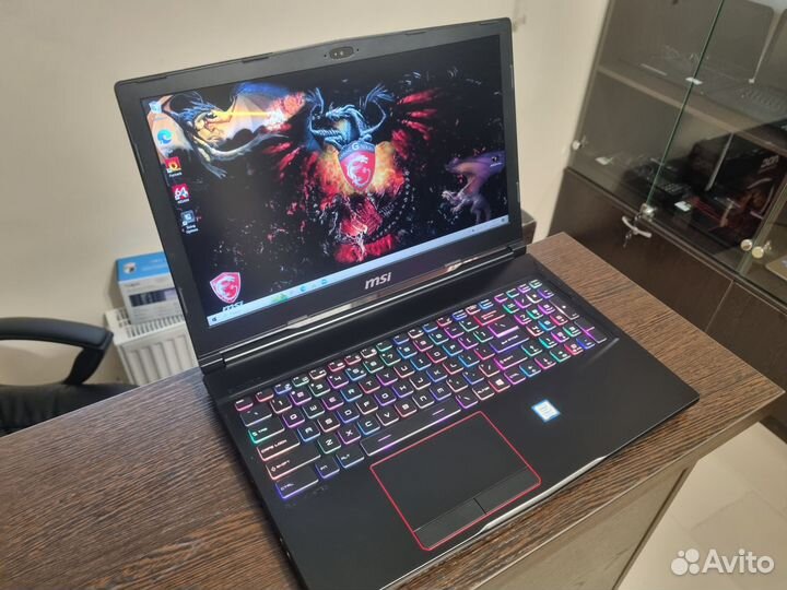 MSI GE63VR 7RF Raider (GTX 1070 8гб)