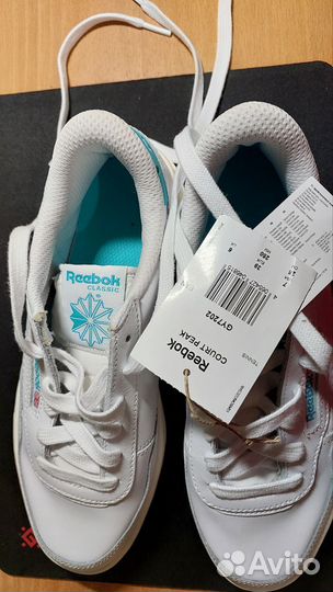 Reebok court peak белый/бирюзовый