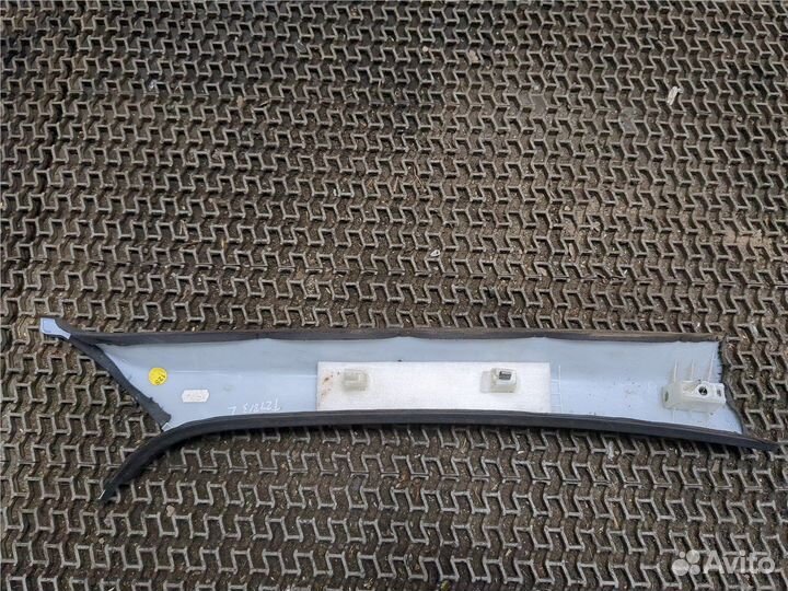 Обшивка стойки Audi A4 (B9), 2016