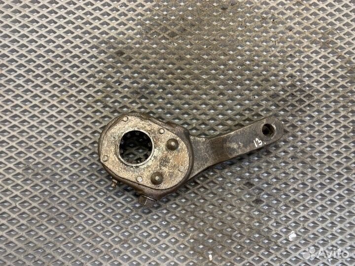 Трещетка тормозная правая