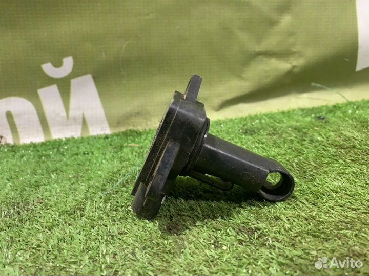 Датчик массового расхода воздуха Mazda Mazda3 BK