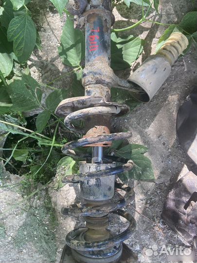 LADA kalina 1 амортизатор передний левый